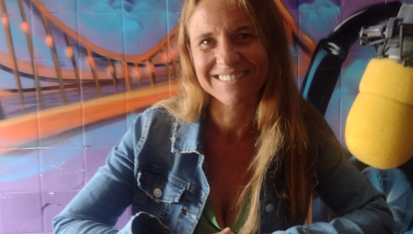 SILVIA JENSEN (DELEGADA MUNICIPAL EN QUEQUÉN): “ ESTÁ CLARO QUE EL AJUSTE DE MILEI ES CONTRA LA GENTE. HAY EN KICILLOF UNA ESPERANZA DE SOSTENER LOS SERVICIOS Y LAS OBRAS EN LOS MUNICIPIOS “